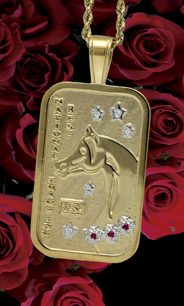 Large National Reserve Champion Arabian Horse dogleg pendant in yellow gold handcrafted by Lesley Rand Bennett